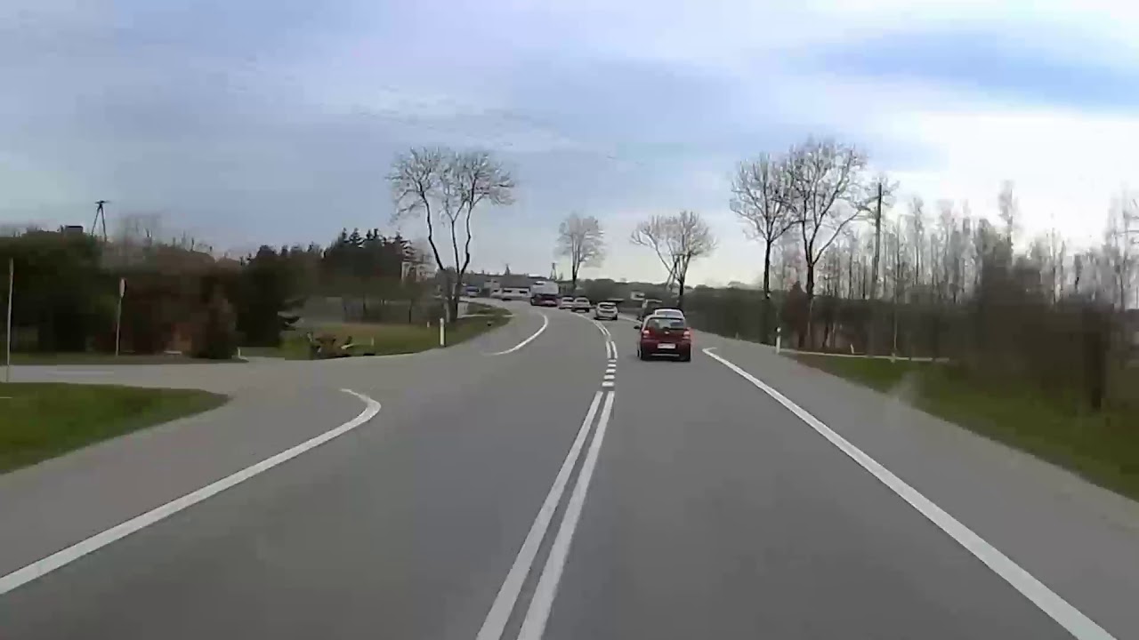 И куда только так спешат такие гонщики? видео