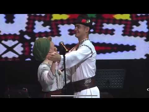 Ansamblul folcloric Romanița  -  Păstaia