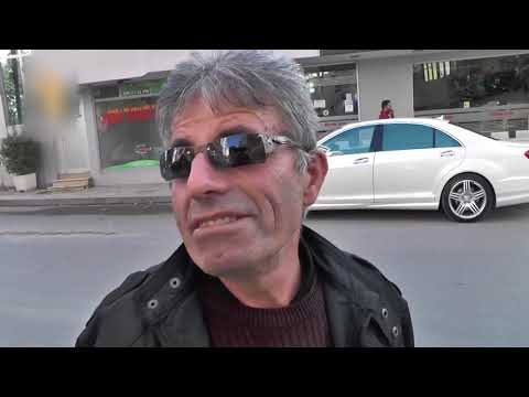 Αλβανός που το παίζει Έλληνας στην Αλβανία πολύ γέλιο