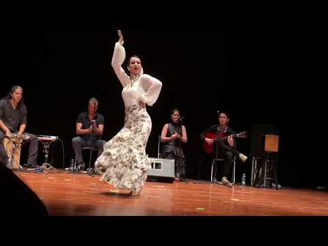 Baile por tangos de granada