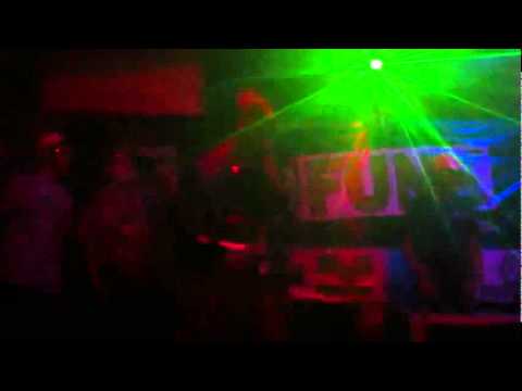 MC 'S  JR BOLADO & MENÓR DA PG - MEDLEY AO VIVO NA GOLD FUNK ♫♪ ' DJ CAIO MARZO '