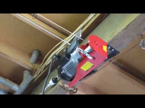 Electric Hoist - 240V 100/200kg