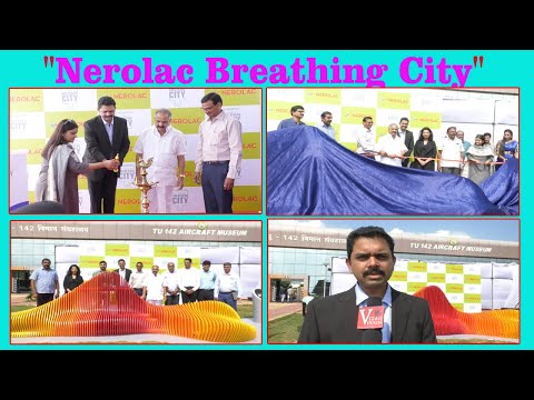 కన్యాకాపరమేశ్వరి అమ్మవారి బంగారు చీర మరియు స్వర్ణాభరణములుతో అలంకరణ సామూహిక కుంకుమ పూజలు in Visakhapatnam..