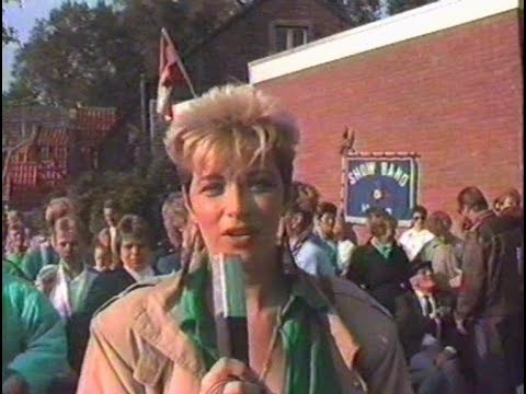 1987 Hoorn: 'Showband Hoorn' - Verenigingsgebouw 'De Vesting' geopend