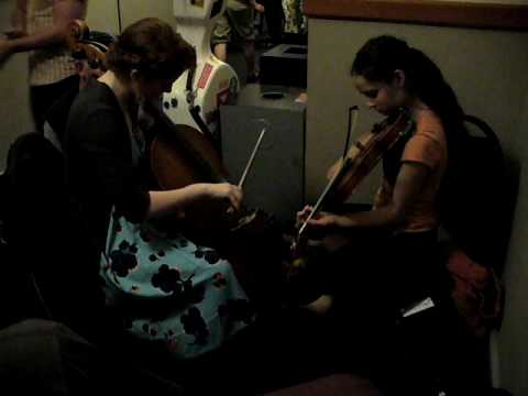 Another hallway jam with Emma Beaton  & Tatiana Hargreaves ~  fiddletunes 09