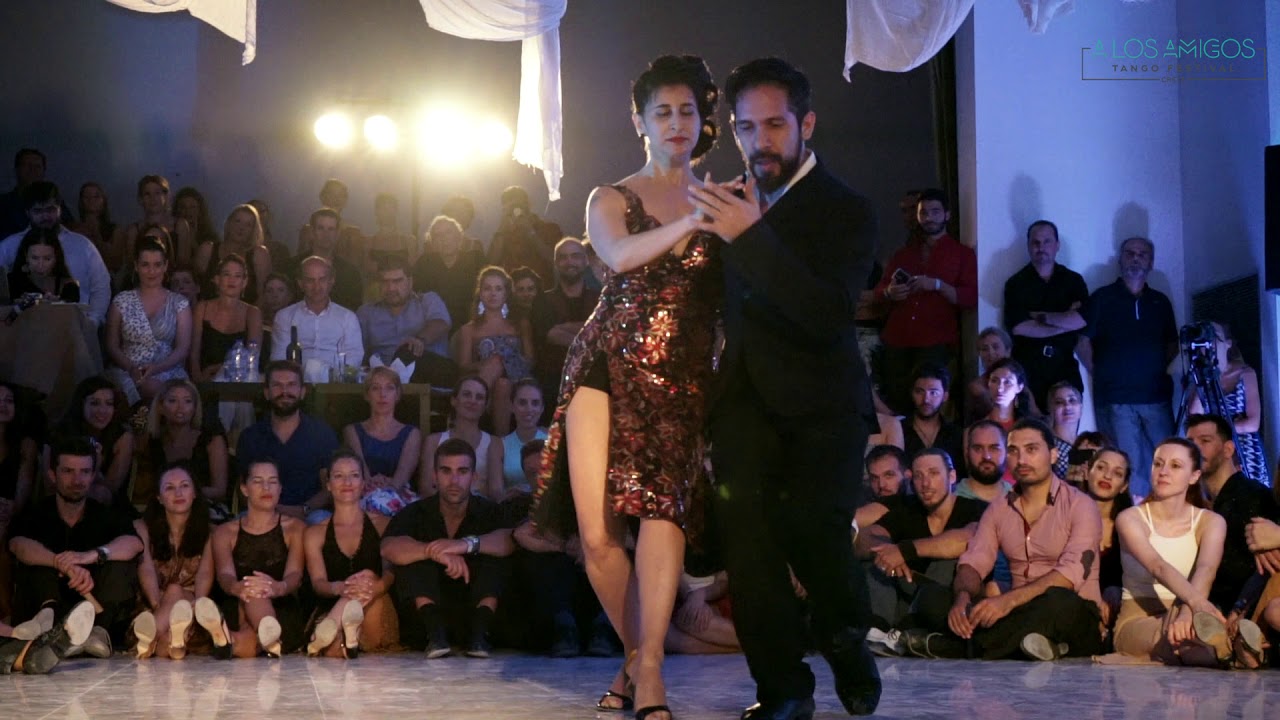 Guillermo Peque Barrionuevo – Mariela Sametband, Que importa, A los Amigos 2017