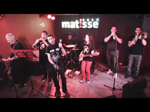 LA FISTULA VALLKANIKA - LLUITEM I LLUITAREM  (Concert sala Matisse, València)