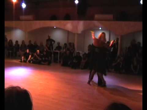  Alejandra Mantinan  and  Aoniken Quiroga  are  dancing  to  the  tango  "  Pensalo Bien  "
