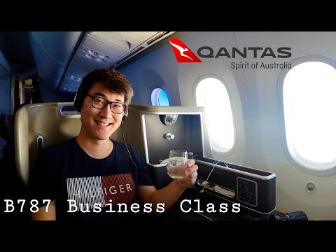 Qantas 787 Business Class QF2 - a domestic international flight from Darwin to Sydney!