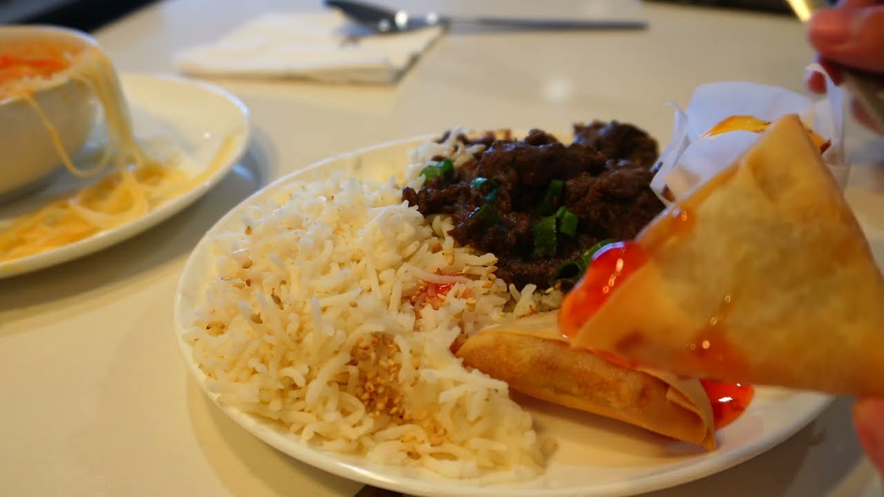 Qantas Airways International Business Lounge thumbnail