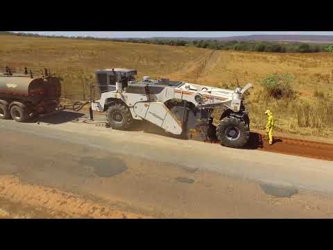 Recicladora a frio WR 2000 - GO230 Água Fria de Goiás