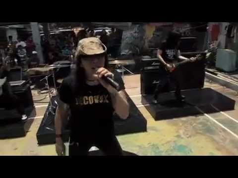 Mata Hati Roy Jeconiah feat Dewi Persik.