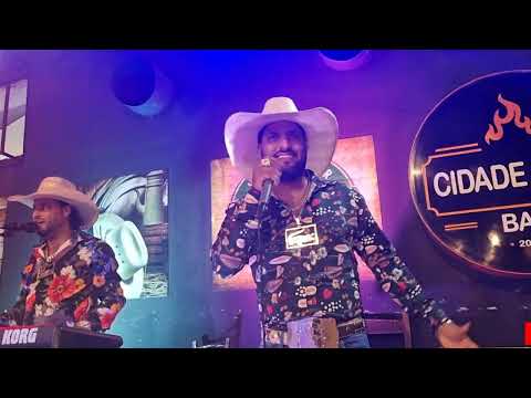 Marcos  e  Mateus  Os  Irmãos  Ciganos  - Choro e  Bebo