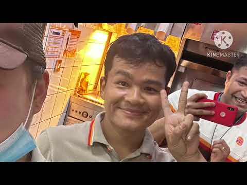 Team Member Ki Salary Kitni Bachey Gi Bhai Ye Bata Do Hame Bass Kout Food Group Me #koutfood #vlogs