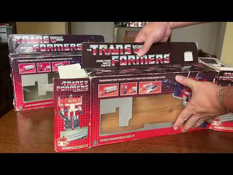 Fixing a damaged Transformers Optimus Prime G1 box