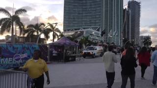 Enrique Iglesias and Pitbull concert in Miami