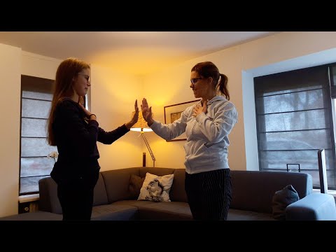 TeamUp at Home - 05. Mirror, mirror in the room