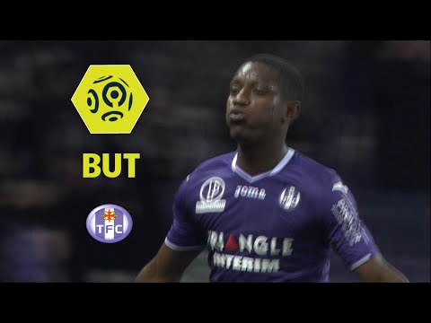 But Max-Alain GRADEL (74' pen) / Toulouse FC - SM Caen (2-0)  / 2017-18