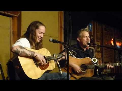Bryan Sutton & Billy Strings "I've Been All Around This World"