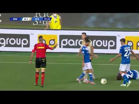 Arkadiusz Reca tackle on Simon Skrabb