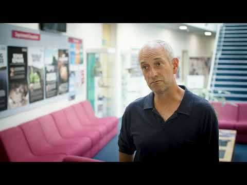 Archaeology placements play video