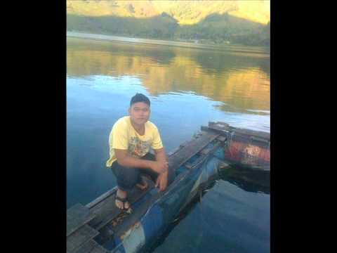 d'Masiv featuring Ariel, Giring, Momo - Esok Kan Bahagia