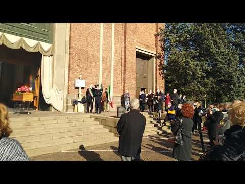 Canegrate: i funerali dell'ex sindaco Marrari