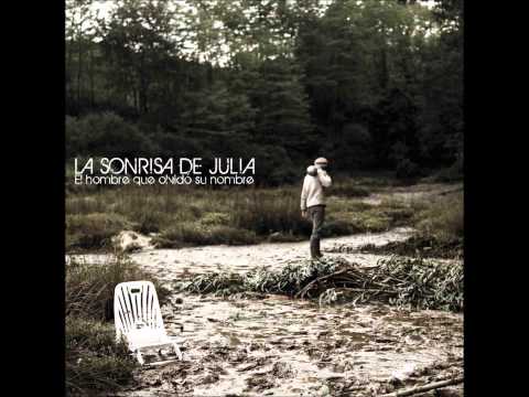 Mundo Al Reves - La Sonrisa De Julia