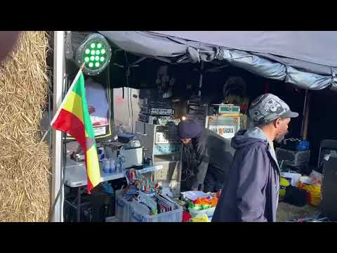 Jah Shaka playing Soldiers - Junior Natural + Sly & Robbie (Tropical Dubwise)