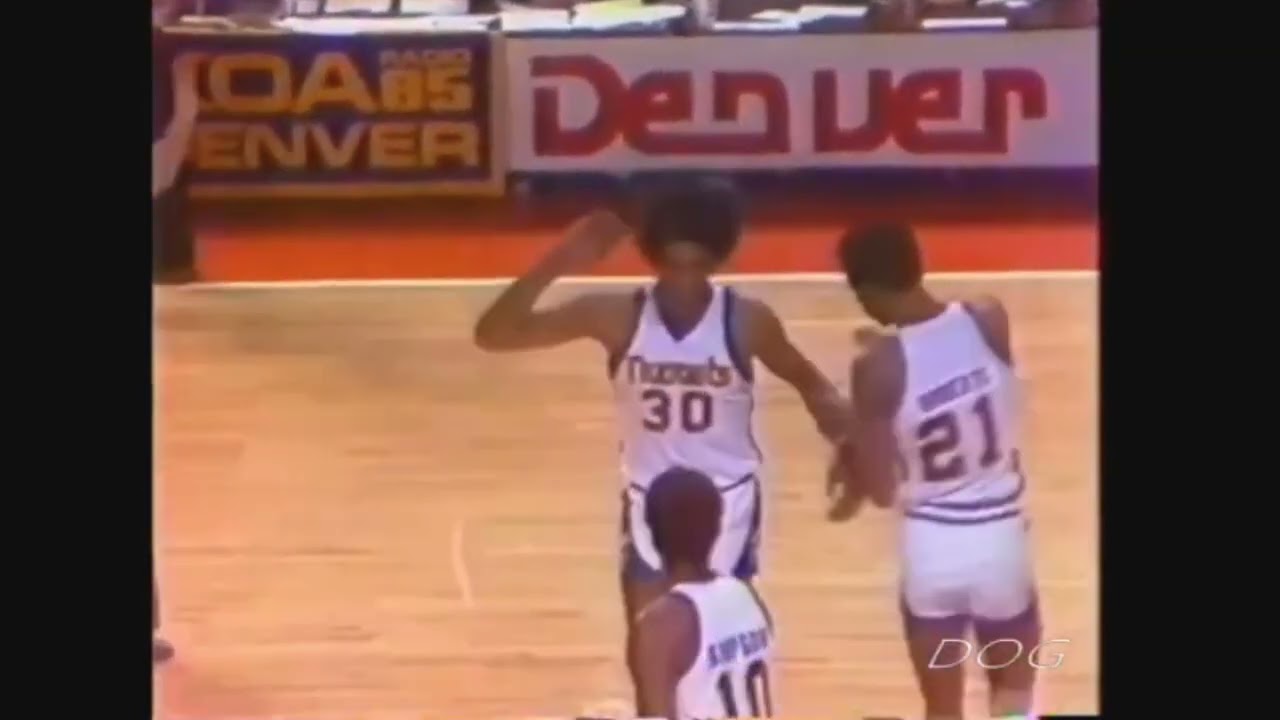 The Preeminent Darnell Hillman Experience (2 Blocks and a Dunk in One Sequence)