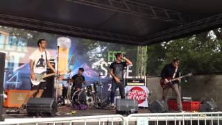 Video Empty Hall Of Fame - Damage Done // Live in ZubrFest 2014