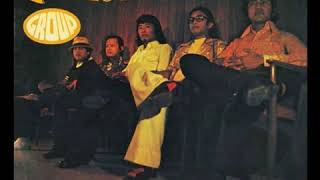 Download lagu Fav. Group & A. Riyanto - Tetes Hujan Dibulan April (A. Riyanto) mp3