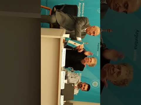 PRESENTACIÓN DEL LIBRO JOSÉ ARTIGAS BUSCADO VIVO O MUERTO