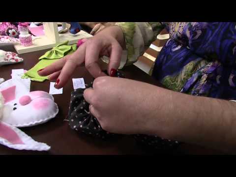 Mulher.com 14/08/2014 - Relógio Ovelha Confeiteira por Jo Cruz