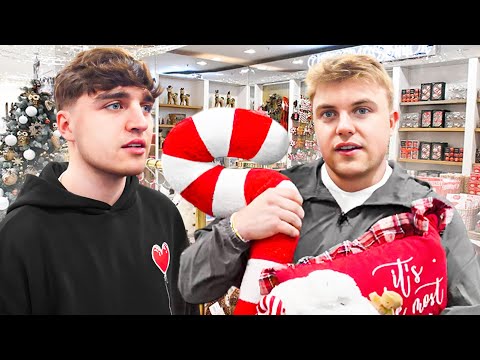 Chazza & Tays Go Christmas Decoration Shopping..