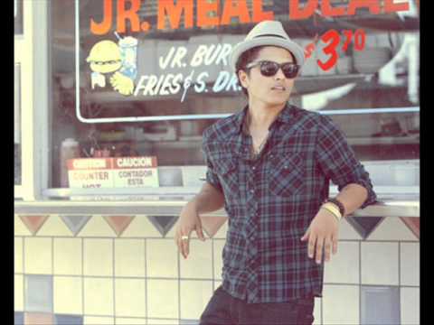 Bruno Mars Feat. The Dream - Gold [ OFFICIAL ]