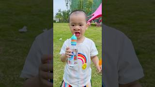 Download lagu Litgadgets 🧸 Cool Things & Funny Stories 😂 Kids Gadgets, Family Comedy, Sitcom Moments #shorts 2 mp3