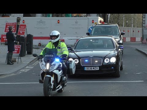 [3X SEG] Police escort Princess Anne in London - Trafalgar Square