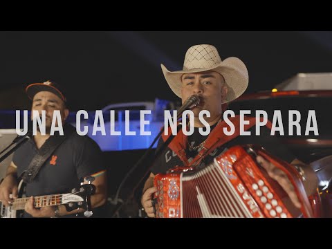 Los Igualados - Una Calle Nos Separa (En Vivo)