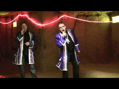 Zoalang 't vastelaovend is, Hans en Leon