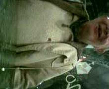 Alter Opa nimmt KEIN Crack, sondern kifft NUR :-D