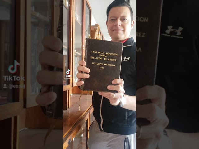 Vídeo relacionado con Chess book: El primer librojuego basado en el ajedrez (Libro interactivo)