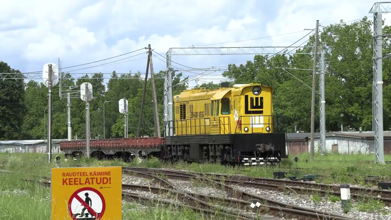 Тепловоз ЧМЭ3-4325 на ст. Тарту / CME3-4325 at Tartu station