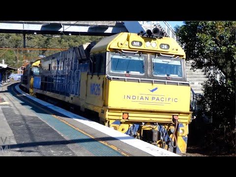 Australian Trains: Hawkesbury River - Diesels Under The Wires
