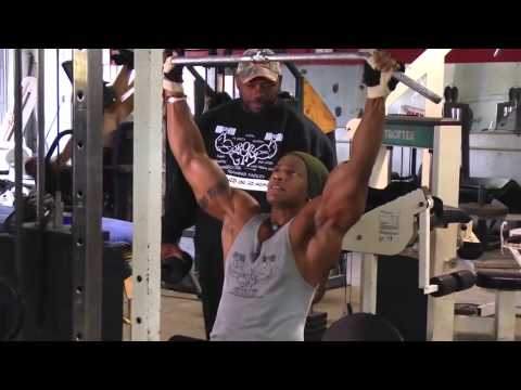 Renne Toney workout in gym - FEMALE MUSCLE EXTREME