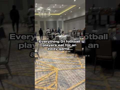 And they say football players eat a lot🤣 #collegefootball #food #eating #ncaafootball #d1