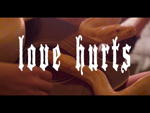 Yunggoth✰ - Love Hurts (Official Video)