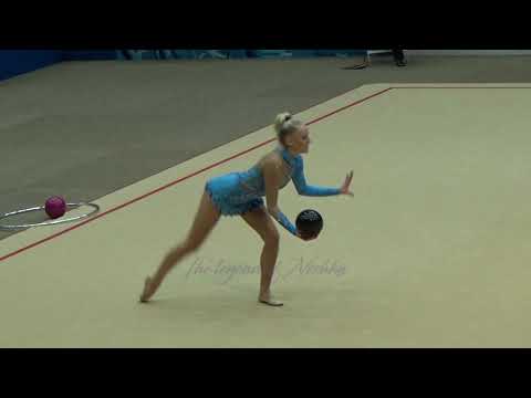Jennifer PETTERSSON (SWE) ball - 2015 Corbeil senior AA