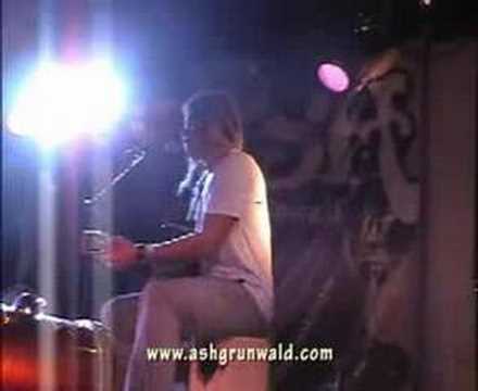 Ash Grunwald - Serious (Live)