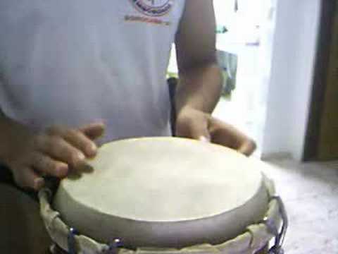aula de atabaque 2 ( São Bento Grande da Angola)